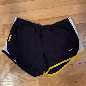 Girls Nike Livestrong Dri-Fit Shorts